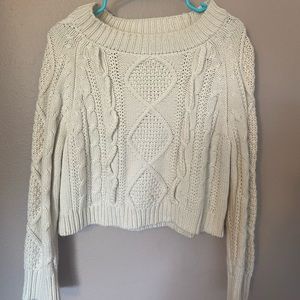 NWOT Crop Top Pullover Sweater